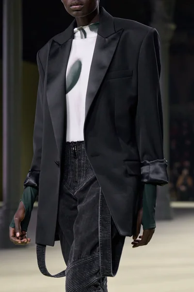 Look 252